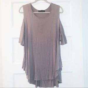 Miracle Berry Off-the-Shoulder Hi-Lo Top